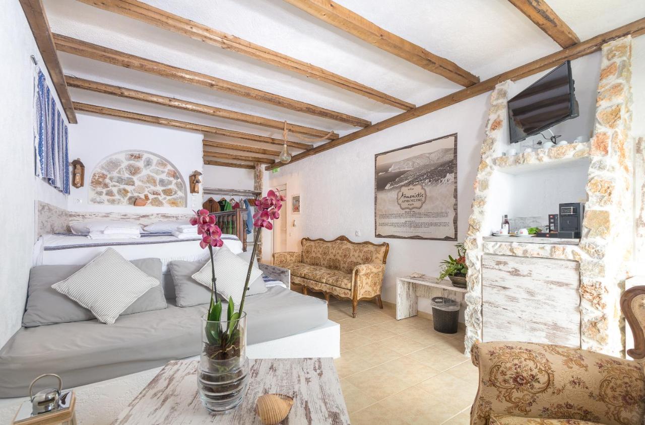 Limeri Traditional Guest House Monolithos  Ngoại thất bức ảnh